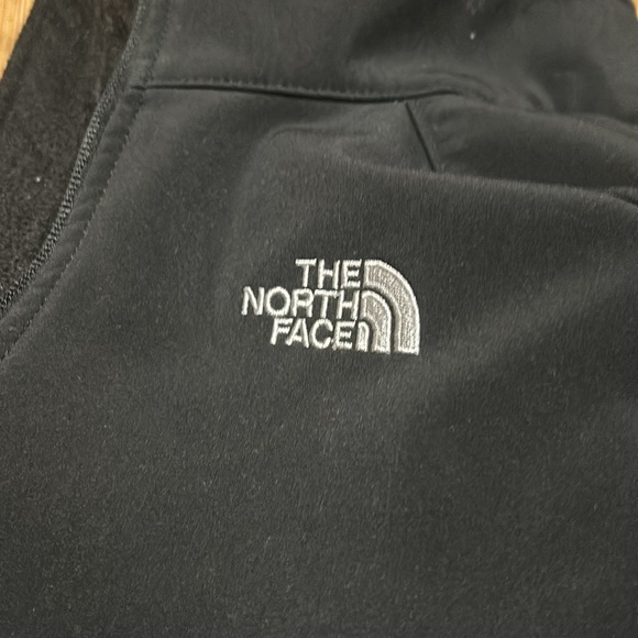North Face Jacket - Picture 2 of 7